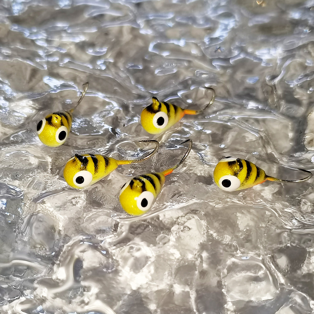 MUUNN 15pcs Tungsten Ice Fishing Jig Kit,Boxed UV Glow Jigs,Multicolor Hayabusa Hook Winter Perch Crappie Bluegill Softlure Bait